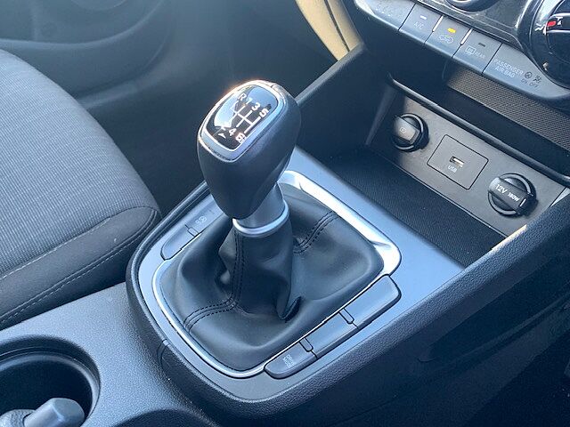 Hyundai KONA 1.0 TGDi 48V MHEV SE Connect 5dr