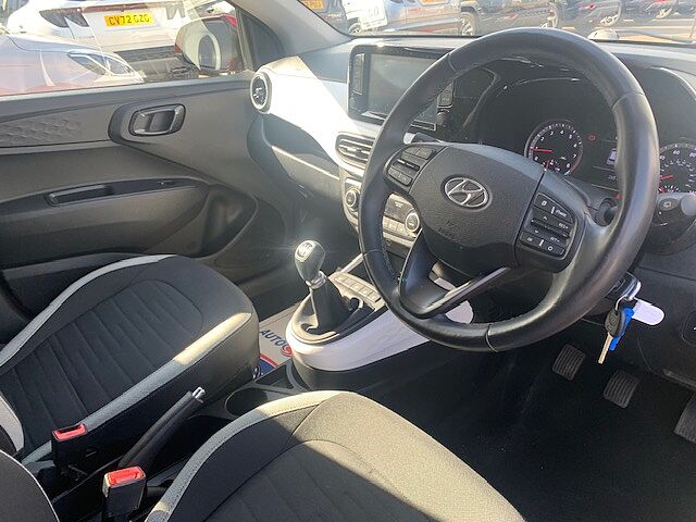 Hyundai i10 1.0 MPi Premium 5dr
