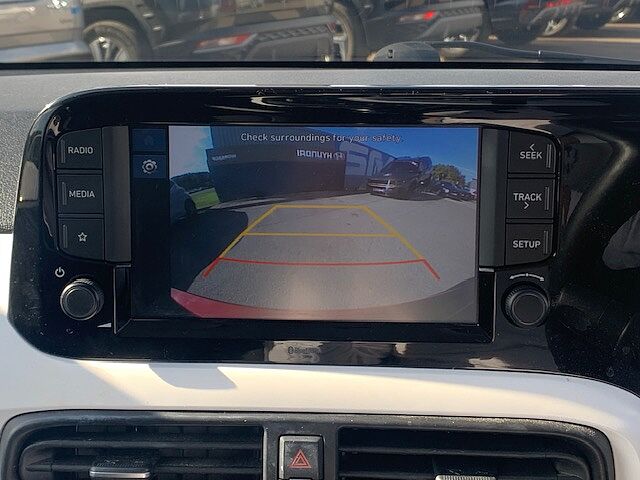 Hyundai i10 1.0 MPi Premium 5dr