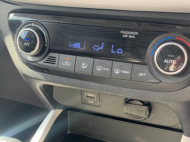 Hyundai i10 1.0 MPi Premium 5dr