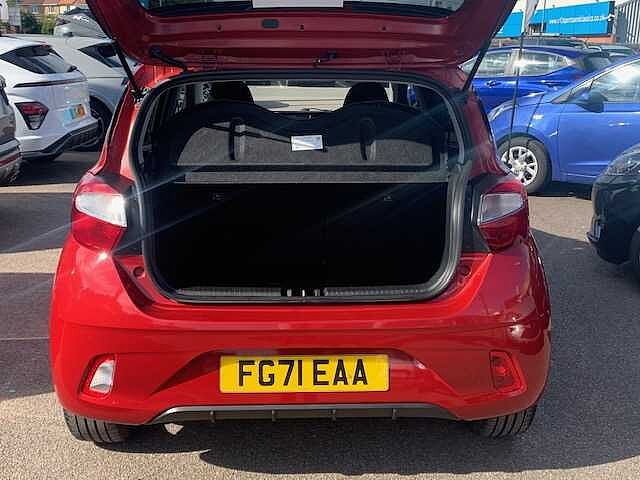 Hyundai i10 1.0 MPi Premium 5dr