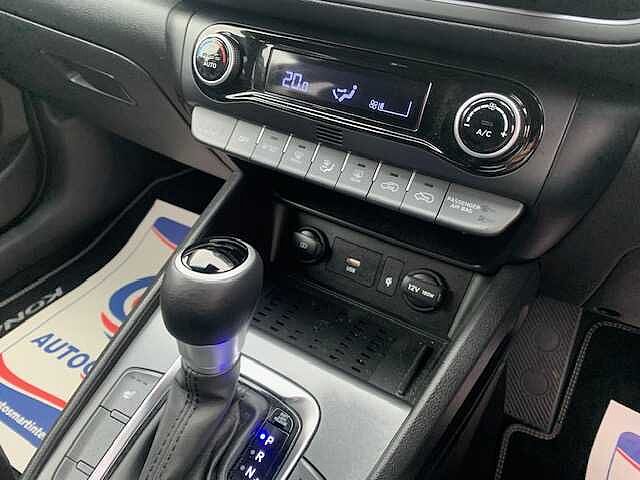 Hyundai KONA 1.6 GDi Hybrid Premium 5dr DCT Red