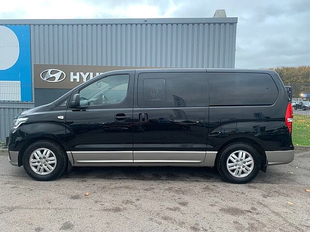 Hyundai I800 2.5 CRDi SE Nav 5dr Black