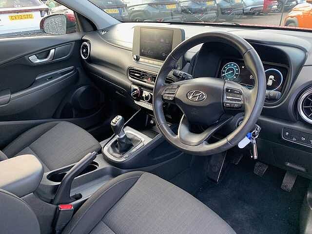 Hyundai KONA 1.0 TGDi 48V MHEV SE Connect 5dr Red