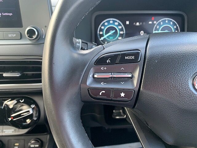 Hyundai KONA 1.0 TGDi 48V MHEV SE Connect 5dr Red