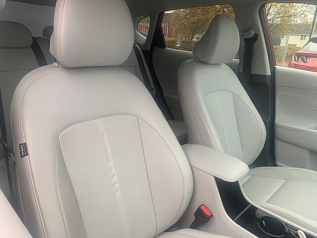 Hyundai KONA 1.6T 138 Ultimate 5dr DCT Red