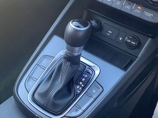 Hyundai KONA 1.6 GDi Hybrid Premium 5dr DCT