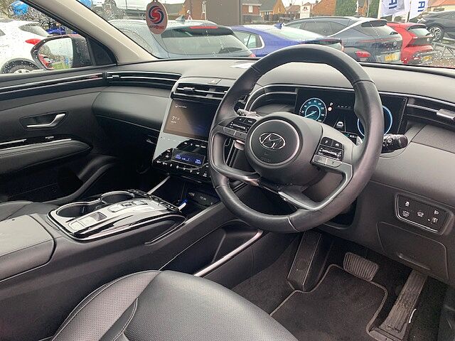 Hyundai TUCSON 1.6 TGDi Hybrid 230 Ultimate 5dr 2WD Auto Red