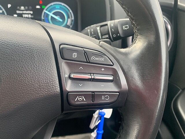 Hyundai KONA 1.6 GDi Hybrid SE Connect 5dr DCT Red