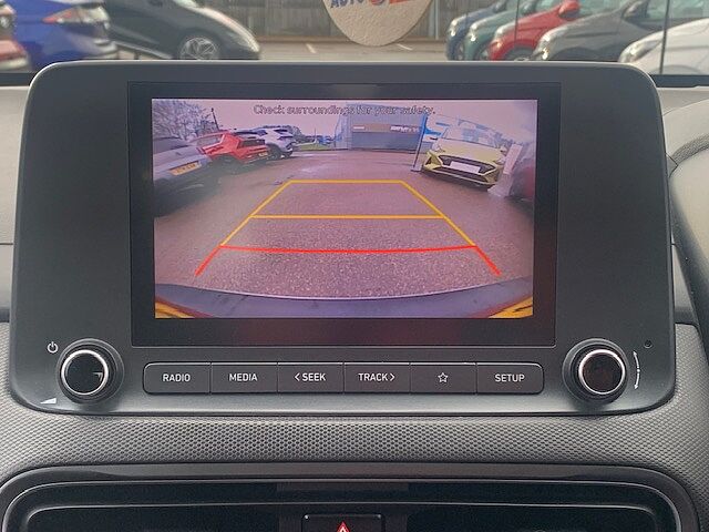 Hyundai KONA 1.6 GDi Hybrid SE Connect 5dr DCT Red