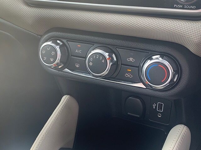 Nissan Micra 1.0 IG 71 Acenta 5dr