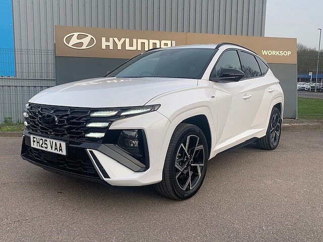 Hyundai TUCSON 1.6T Plug-in Hybrid N Line 5dr Auto White