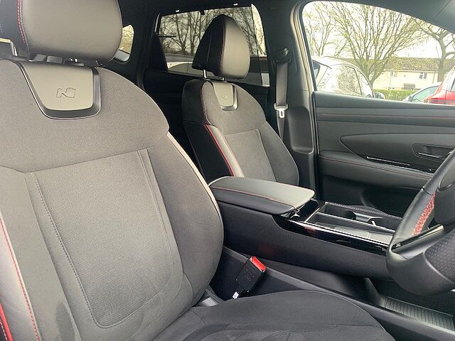 Hyundai TUCSON 1.6T Plug-in Hybrid N Line 5dr Auto White