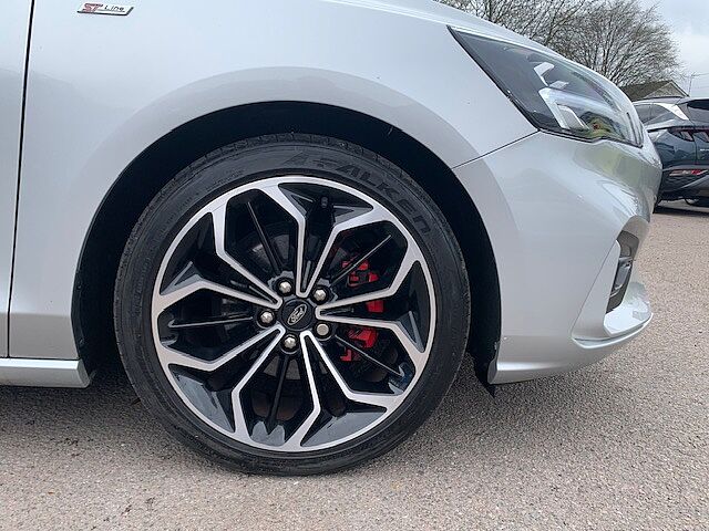 Ford Focus 1.0 EcoBoost 125 ST-Line X 5dr Auto