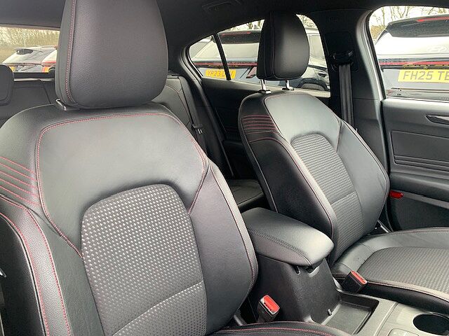 Ford Focus 1.0 EcoBoost 125 ST-Line X 5dr Auto