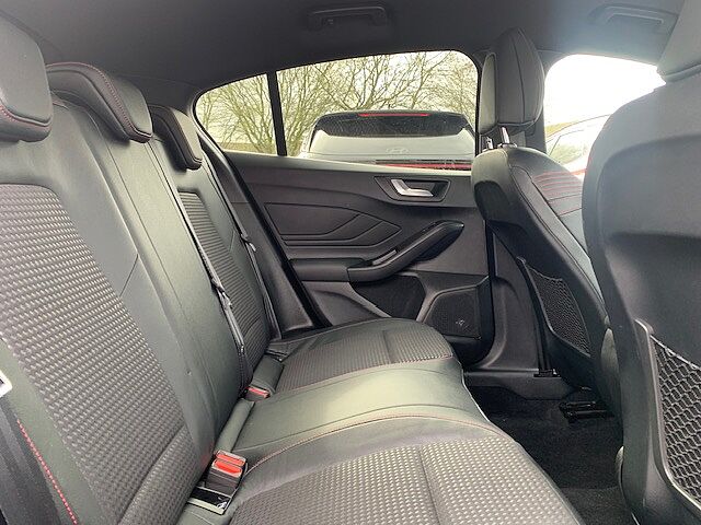 Ford Focus 1.0 EcoBoost 125 ST-Line X 5dr Auto
