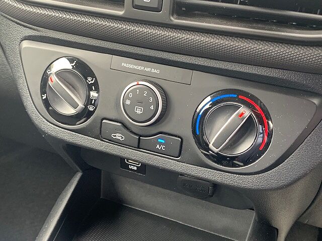 Hyundai I10 1.2 MPi SE Connect 5dr White