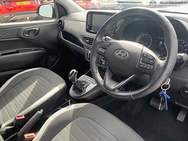 Hyundai i10 1.0 MPi SE Connect 5dr Auto