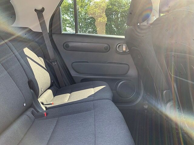 Hyundai INSTER 02 Green