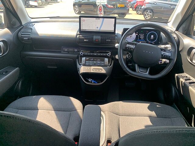 Hyundai INSTER 02 Green