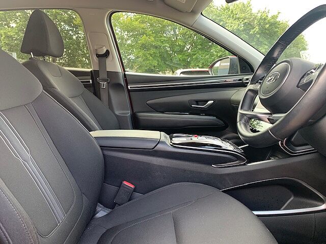 Hyundai TUCSON 1.6 TGDi Plug-in Hybrid Premium 5dr 4WD Auto Red