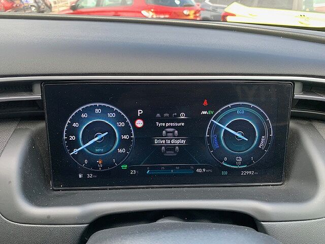 Hyundai TUCSON 1.6 TGDi Plug-in Hybrid Premium 5dr 4WD Auto Red