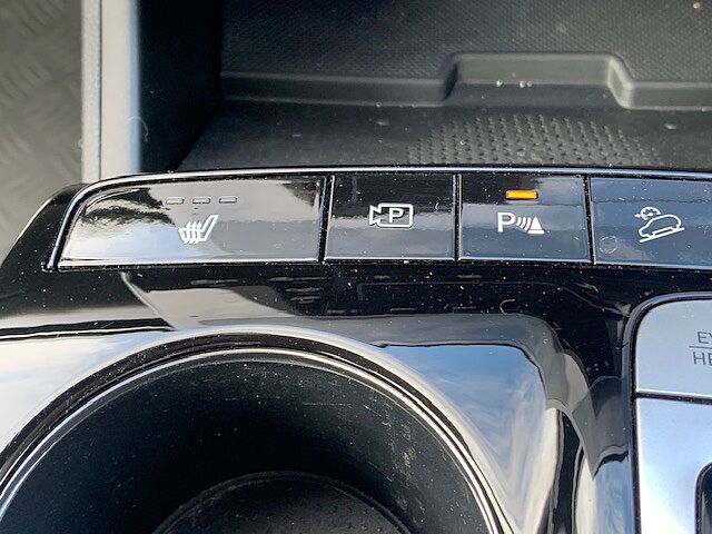 Hyundai TUCSON 1.6 TGDi Plug-in Hybrid Premium 5dr 4WD Auto Red