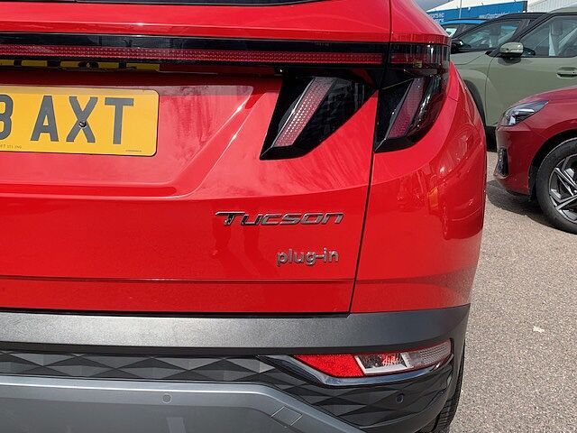 Hyundai TUCSON 1.6 TGDi Plug-in Hybrid Premium 5dr 4WD Auto Red