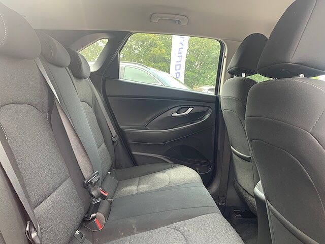 Hyundai I30 1.0T GDi SE Connect 5dr DCT Red