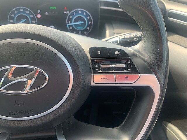 Hyundai TUCSON 1.6 TGDi 48V MHD Premium 5dr 2WD DCT Red