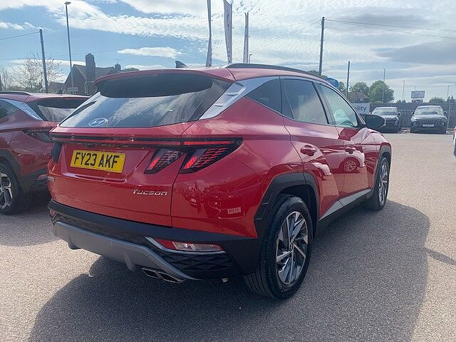 Hyundai TUCSON 1.6 TGDi 48V MHD Premium 5dr 2WD DCT Red
