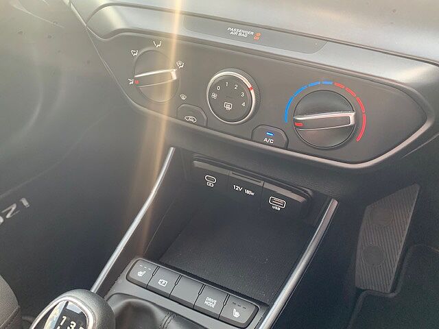 Hyundai I20 1.0T GDi 90 Black Line 5dr Green