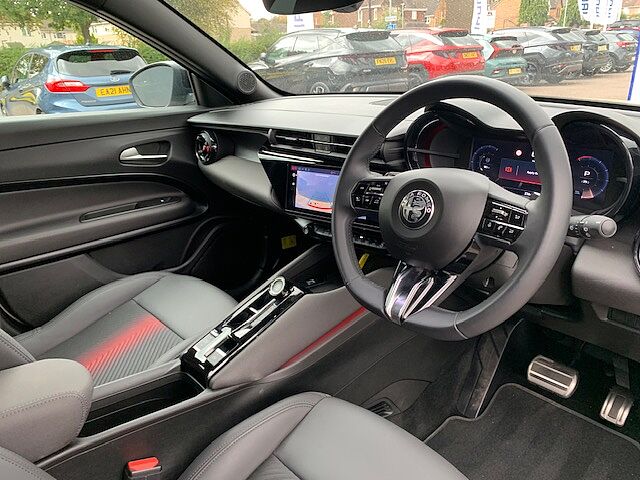 Alfa Romeo Junior 1.2 Turbo Ibrida 5dr Auto