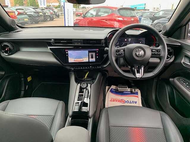 Alfa Romeo Junior 1.2 Turbo Ibrida 5dr Auto