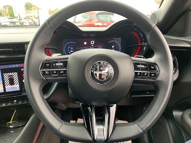 Alfa Romeo Junior 1.2 Turbo Ibrida 5dr Auto