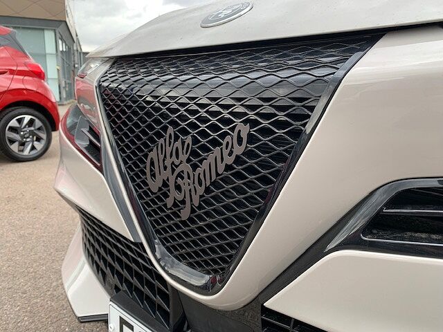 Alfa Romeo Junior 1.2 Turbo Ibrida 5dr Auto