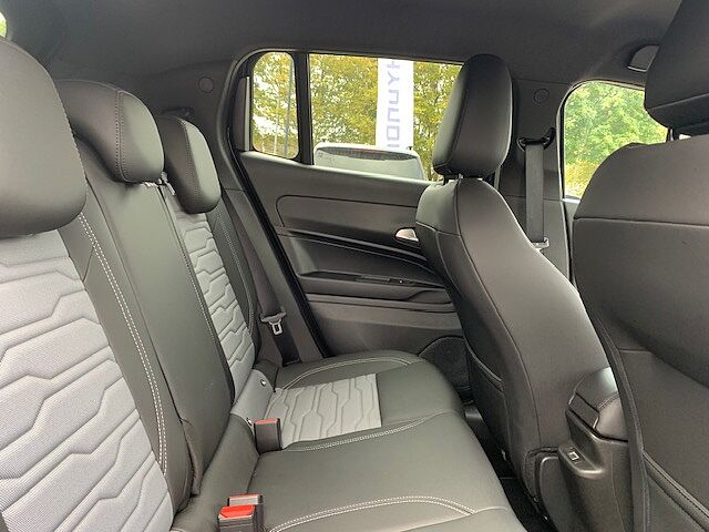 Jeep Avenger 1.2 E-AWD e-Hybrid Upland 5dr DCT