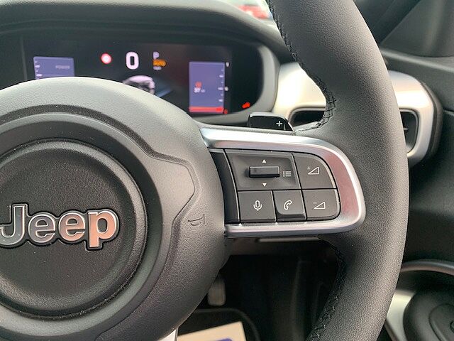 Jeep Avenger 1.2 E-AWD e-Hybrid Upland 5dr DCT