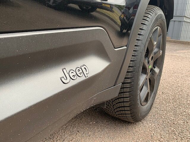 Jeep Avenger 1.2 E-AWD e-Hybrid Upland 5dr DCT