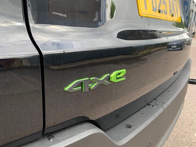 Jeep Avenger 1.2 E-AWD e-Hybrid Upland 5dr DCT