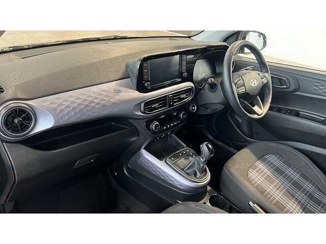 Hyundai i10 1.0 MPi Premium 5dr Auto