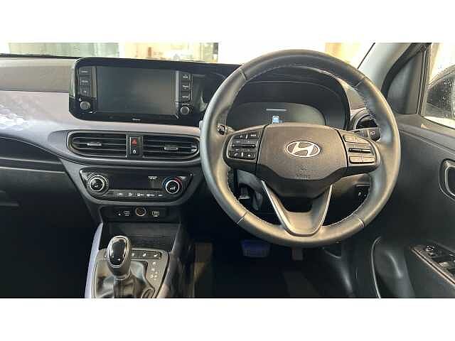 Hyundai i10 1.0 MPi Premium 5dr Auto