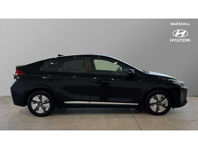 Hyundai Ioniq 1.6 GDi Hybrid Premium SE 5dr DCT