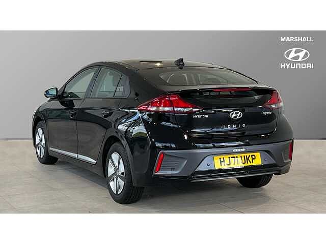 Hyundai Ioniq 1.6 GDi Hybrid Premium SE 5dr DCT