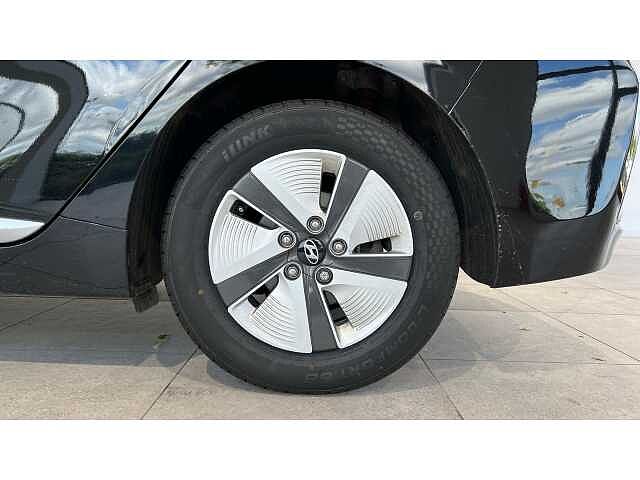 Hyundai Ioniq 1.6 GDi Hybrid Premium SE 5dr DCT
