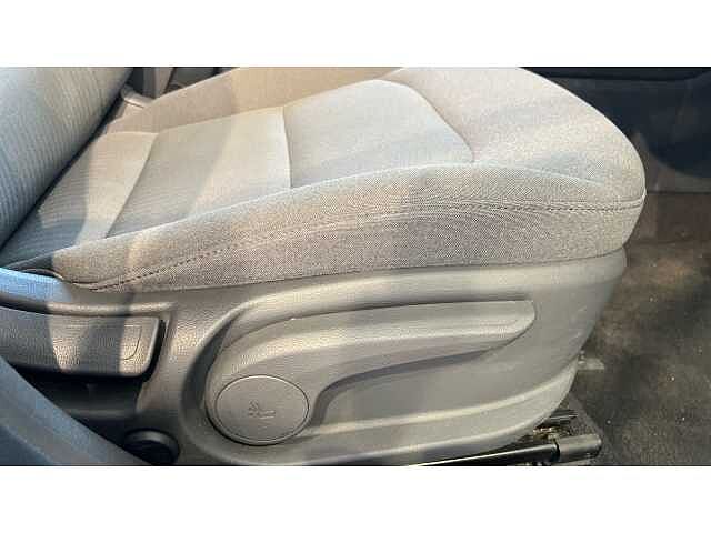 Hyundai Ioniq 1.6 GDi Hybrid Premium SE 5dr DCT