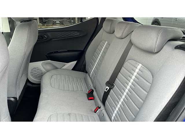 Hyundai i10 I10 1.0 MPi Premium 5dr Auto