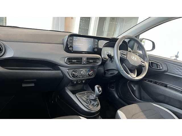 Hyundai i10 1.2 Advance 5dr Auto