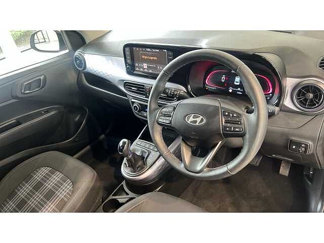 Hyundai i10 1.0 [58] Premium 5dr Auto [Nav]