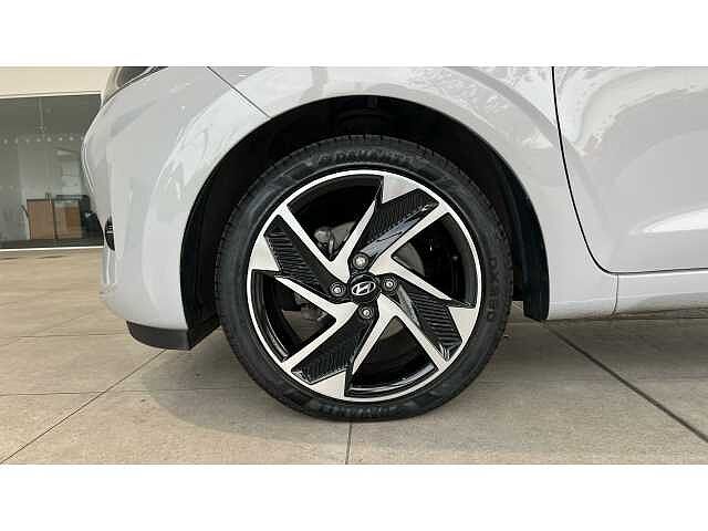 Hyundai i10 1.0 [58] Premium 5dr Auto [Nav]